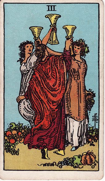 Kupaların Üçlüsü tarot kartı