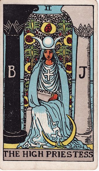 Başrahibe tarot kartı